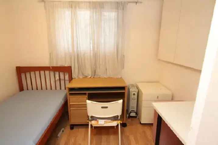 Furnished Basement Room for Rent - Close to University of Alberta