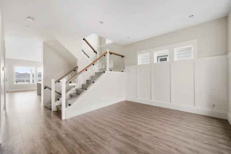 New 4 Bed Home in Pacific Heights Ocean Views In Law Suite