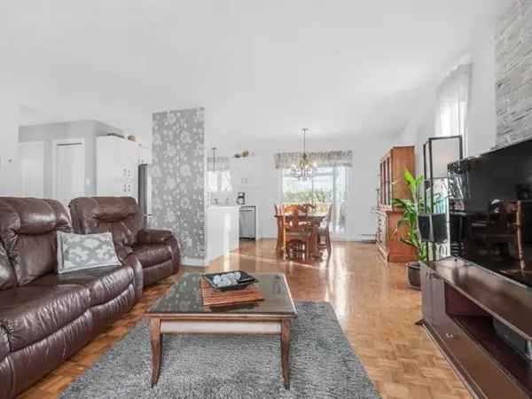 Split-level for sale (Quebec North Shore) #RB800