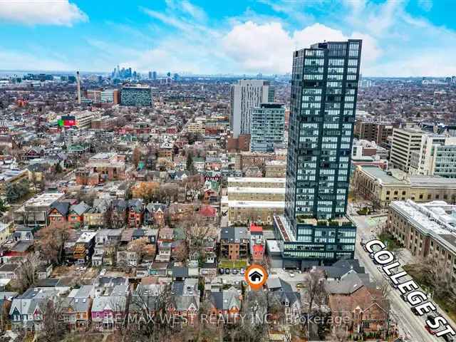 Downtown 3-Storey Home Bed & Breakfast Laneway Parking High Density Development Potential