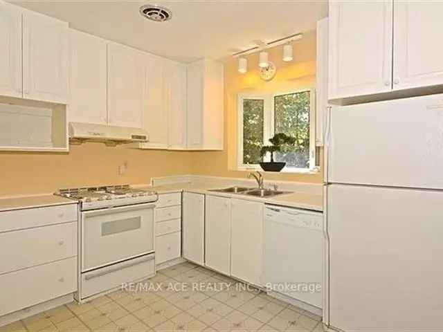 House For Sale in Toronto, Ontario