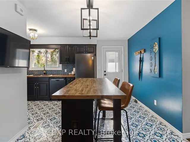 Windsor Heights 3 1 Bed 1.5 Bath Backsplit Home - Renovated