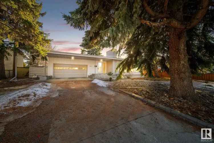 Buy Bungalow in Edmonton with Park Views and Outdoor Features