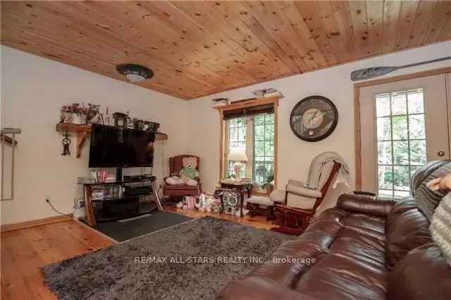 House For Sale in Kawartha Lakes, Ontario