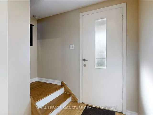 House For Sale in Richmond Hill, Ontario