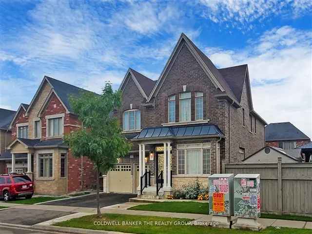 Luxury Detached Home 4 Beds 4 Baths 3200 Sq Ft