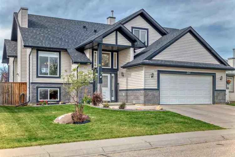 House For Rent in Strathmore, Alberta