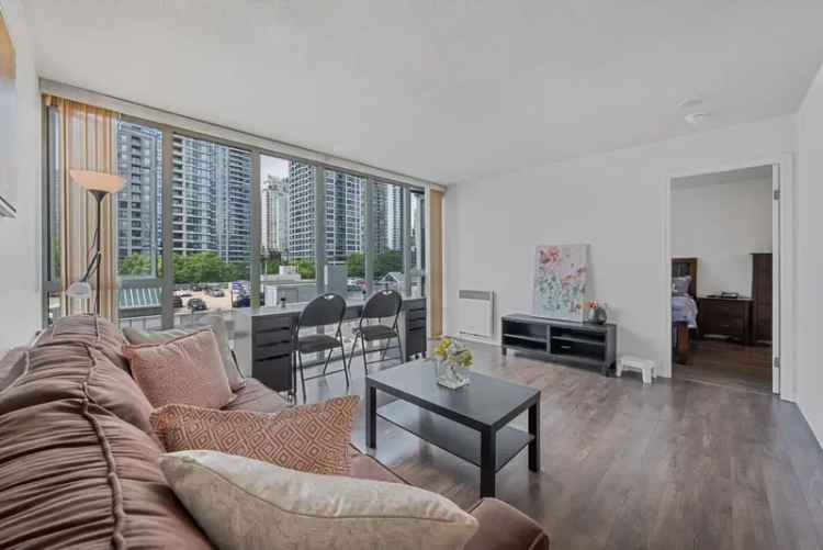 Yaletown Condo for Sale in Pacific Place Vancouver