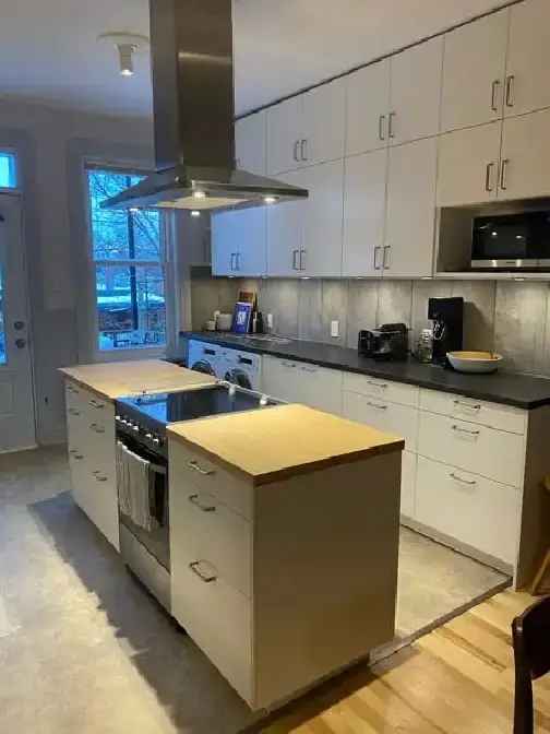 Modern 1928 Charm Apartment Near Jean-Talon Market