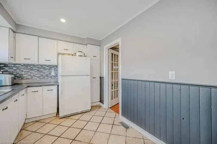 3 Bed 2 Bath Townhouse in Brant Hills Family Home