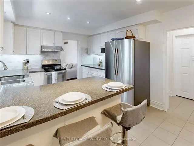 4 3 Bedroom Family Home in Bayview Wood  Modern Kitchen Rental Income Potential