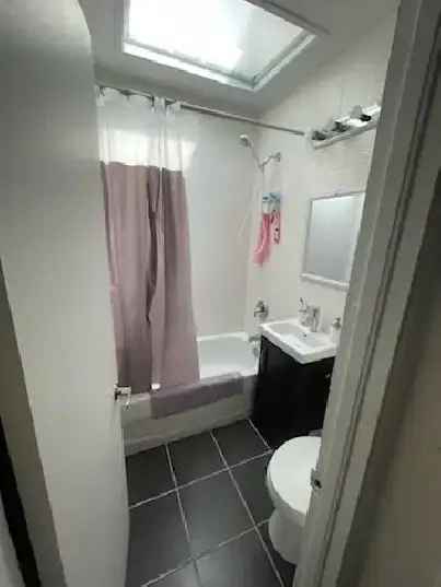 Spacious 3 1/2 Montreal Apartment Available Now