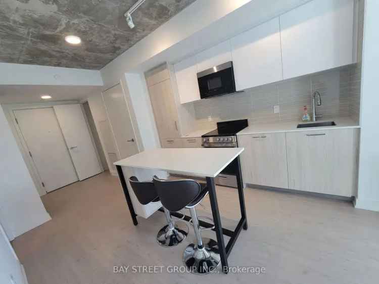 Condo For Rent in Toronto, Ontario