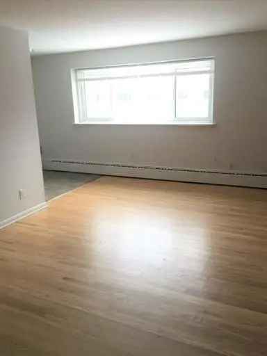 Rent Apartment in Winnipeg with One and Two Bedroom Suites