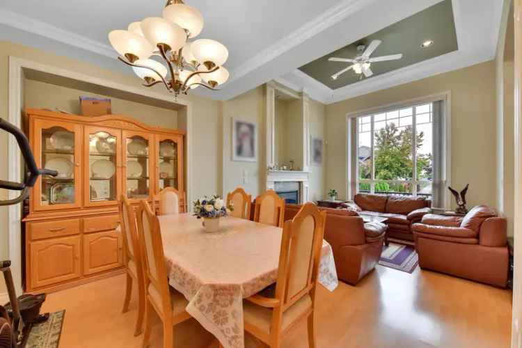 8 Bed 6 Bath House West Newton 4200 Sq Ft