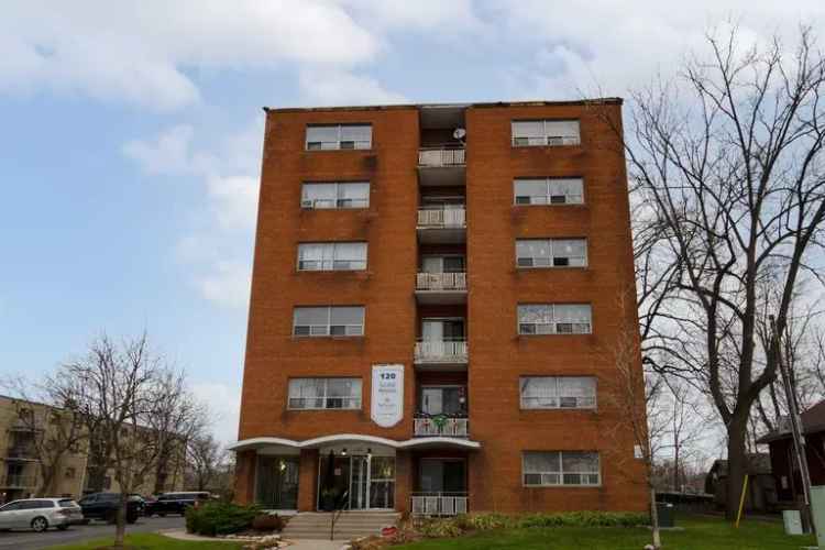 Apartment For Rent in 120, Grand Avenue, London, Ontario