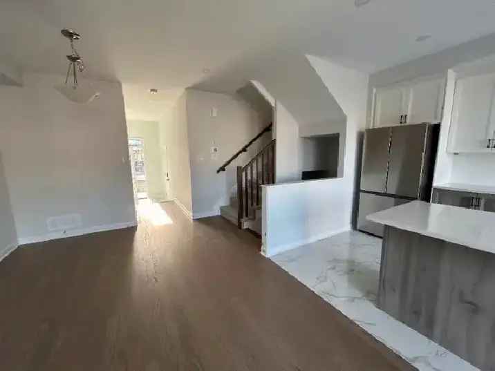 Brand New Executive Townhome for Rent –Orleans no rear neighbour