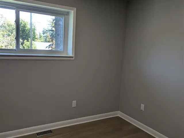 House For Rent in Newmarket, Ontario