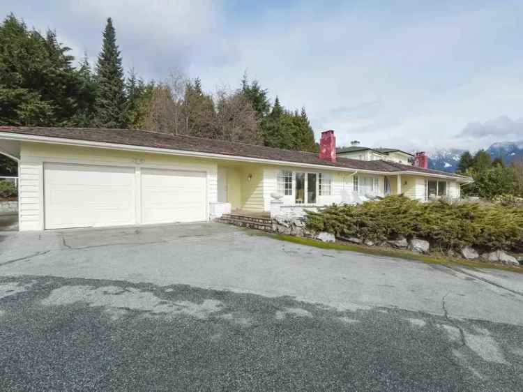 1064 EYREMOUNT Drive in West Vancouver: British Properties House for sale : MLS®# R2844541