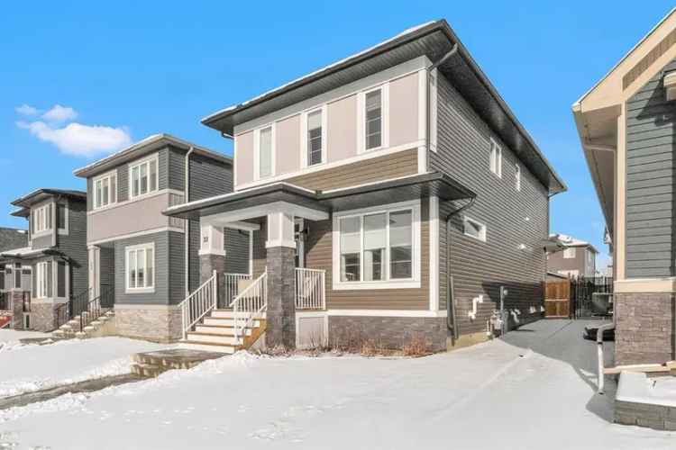 House For Sale in Okotoks, Alberta