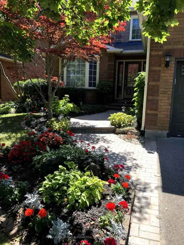 House For Sale in 3553, Wilmot Crescent, Oakville, Ontario