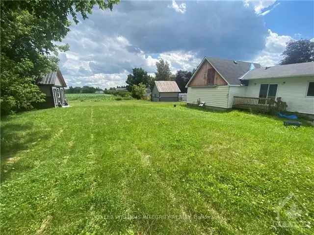 House For Sale in Clarence-Rockland, Ontario