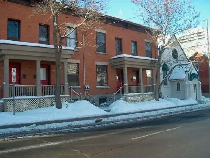 Centretown Semi House For Rent Lyon & Lisgar