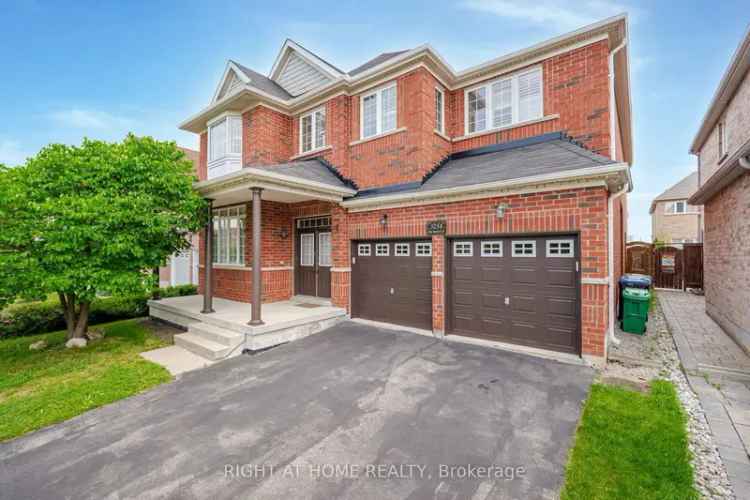 House For Sale in 3258, Paul Henderson Drive, Mississauga, Ontario