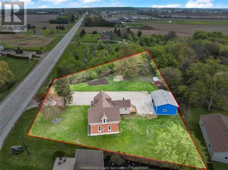 5-Bedroom Home with Shop Near Leamington and Wheatley