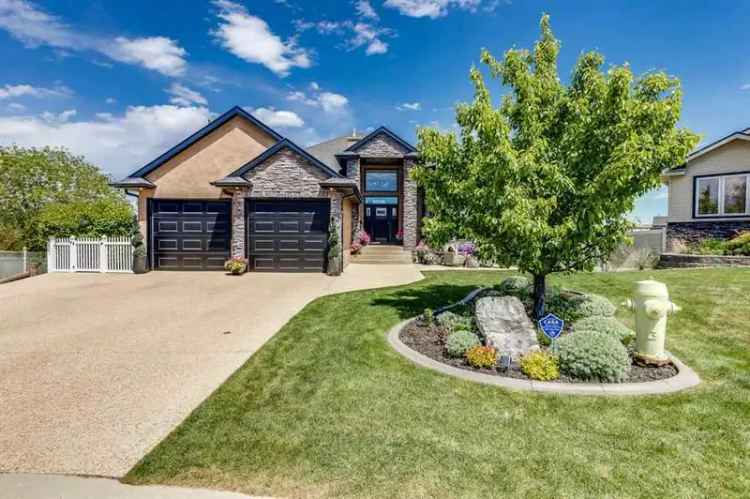 House For Rent in Town of Sylvan Lake, Alberta