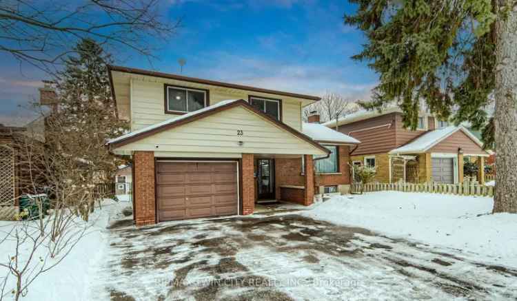 3-Bedroom 2-Bathroom Freehold Detached Home - Newly Renovated