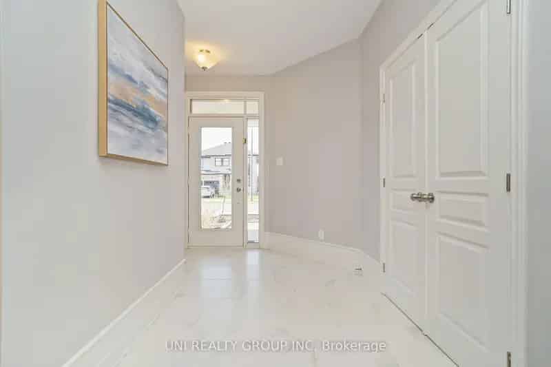 Stunning 2017 Urbandale Home
