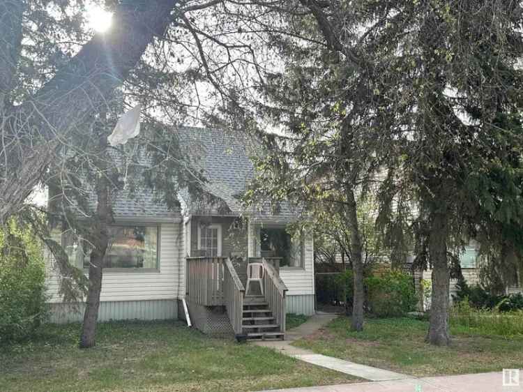 Spruce Avenue Lot - 8 Suite Apartment Potential