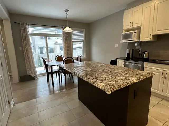 Elegant 4-Bedroom Home For Rent in Ottawa