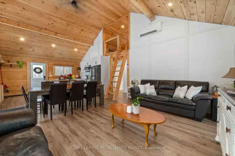 Cottage Country Getaway Near Gunter Lake Four Season Home