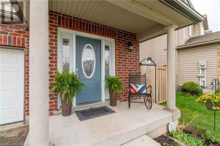 3-Bedroom 4-Bathroom Semi-Detached Home in New Hamburg