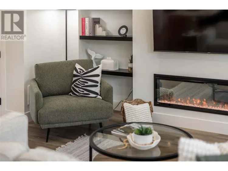 Luxury Lakefront Living Okanagan 4 Bedroom Home