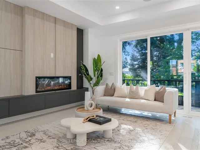 House For Sale in Toronto, Ontario