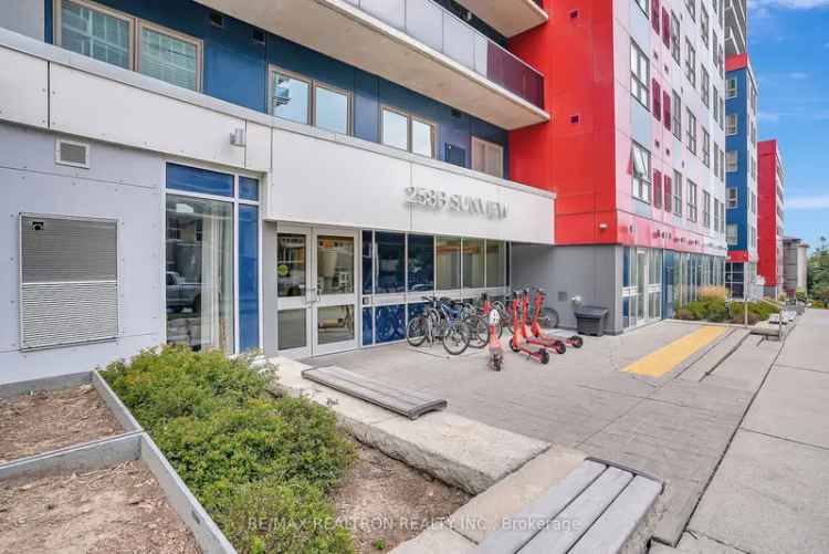 Condo For Sale in Waterloo, Ontario