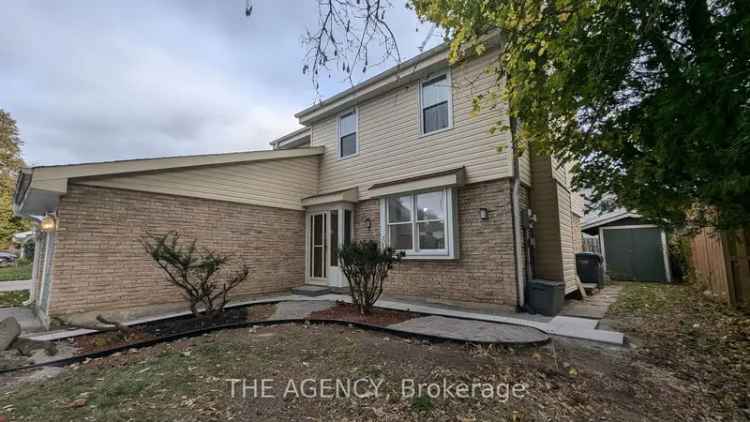 House For Sale in Brampton, Ontario