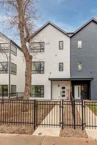 New Construction Townhome 4 Beds 3 Baths SW Hill Kensington