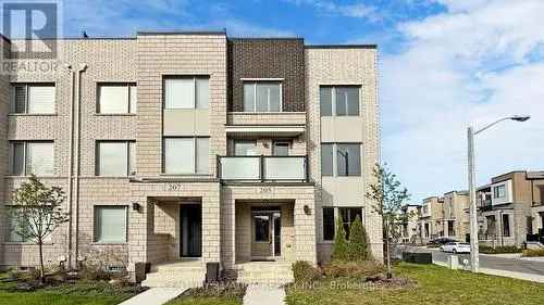 Modern Luxury Townhouse in Don Mills Toronto
