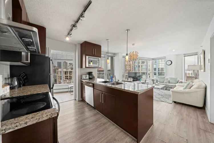 House For Sale in 188, Keefer Place, Vancouver, British Columbia