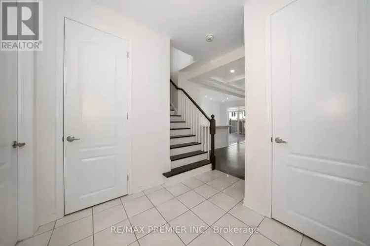 1058 Cameo Street Pickering 4 2 Bedroom House New Renovation