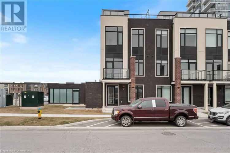 Buy Townhome in Grimsby on the Lake with Rooftop Terrace and Amenities