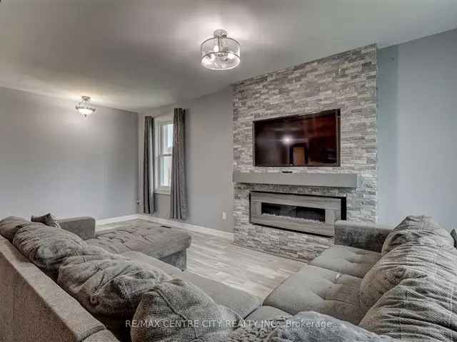 House For Sale in St. Thomas, Ontario