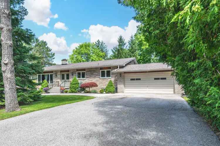 House For Sale in 31, Park Crescent, Richmond Hill, Ontario