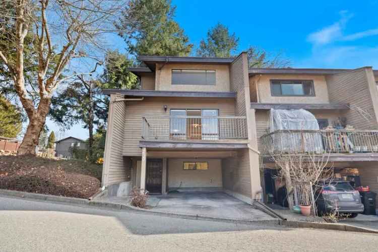 Burnaby Townhome for Sale: 3 Beds, 2 Baths, Renovated