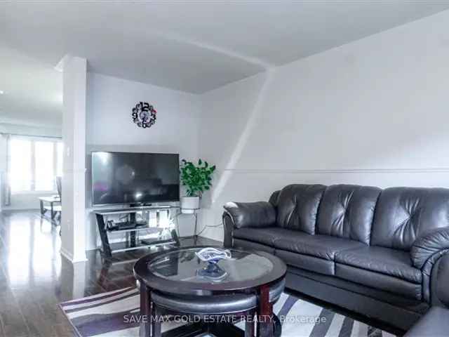 House For Sale in Brampton, Ontario