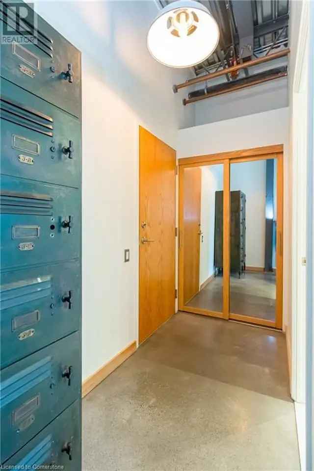 Apartment For Sale in 363, Sorauren Avenue, Toronto, Ontario